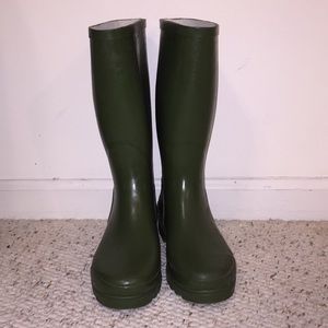 Vineyard vines rain boots